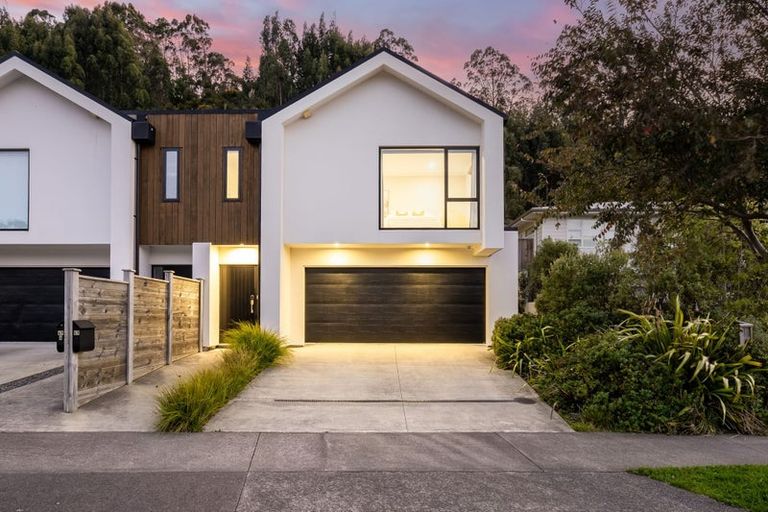 Photo of property in 49 Banks Boulevard, Whitby, Porirua, 5024