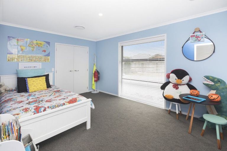 Photo of property in 14 Kingsdowne Drive, West Melton, 7618