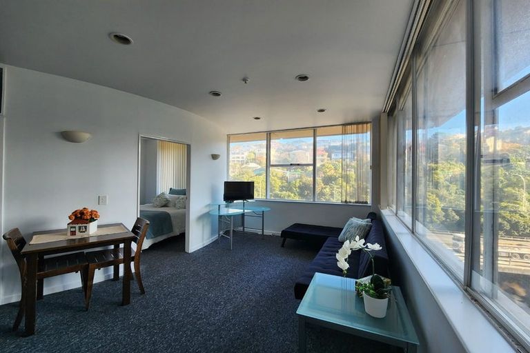 Photo of property in Terrace Tower Apartments, 6e/126 The Terrace, Wellington Central, Wellington, 6011