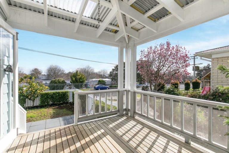 Photo of property in 36 Ray Small Drive, Papakura, 2110
