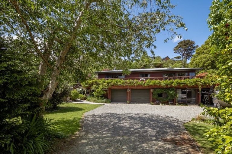 Photo of property in 5732 Kenepuru Road, Waitaria Bay, Picton, 7282