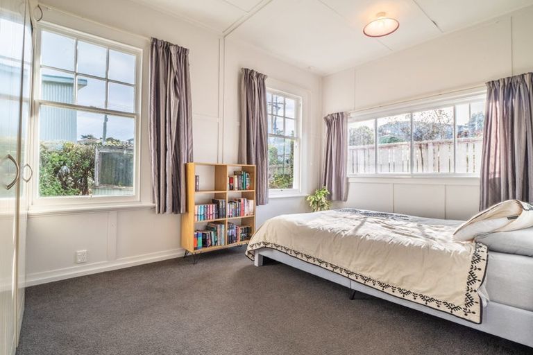 Photo of property in 43 Seaview Road, Brighton, Dunedin, 9035