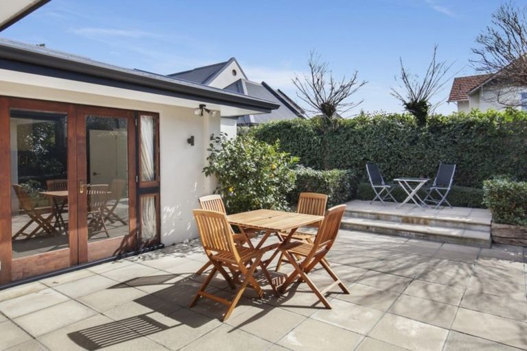 Photo of property in 17 Mcdougall Avenue, St Albans, Christchurch, 8014