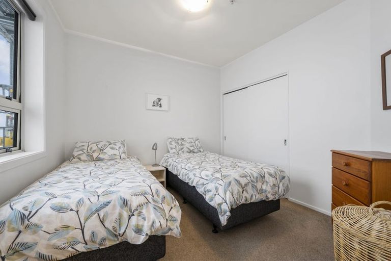 Photo of property in Stadium Garden Flats, 401/107 Thorndon Quay, Pipitea, Wellington, 6011