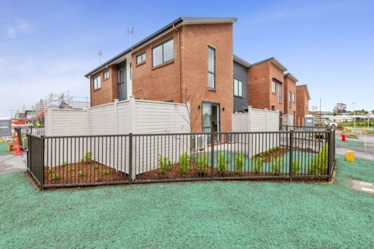 Photo of property in 37 Nganui Avenue, Takanini, 2112