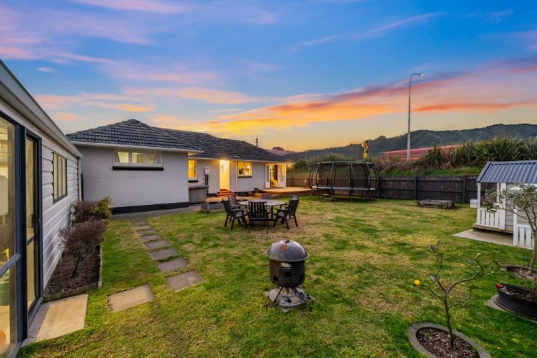 Photo of property in 85 Clouston Park Road, Clouston Park, Upper Hutt, 5018