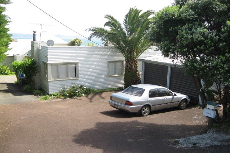 Photo of property in 1/950 Whangaparaoa Road, Manly, Whangaparaoa, 0930