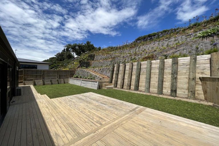 Photo of property in 10 Whakawhiti Street, Marfell, New Plymouth, 4310