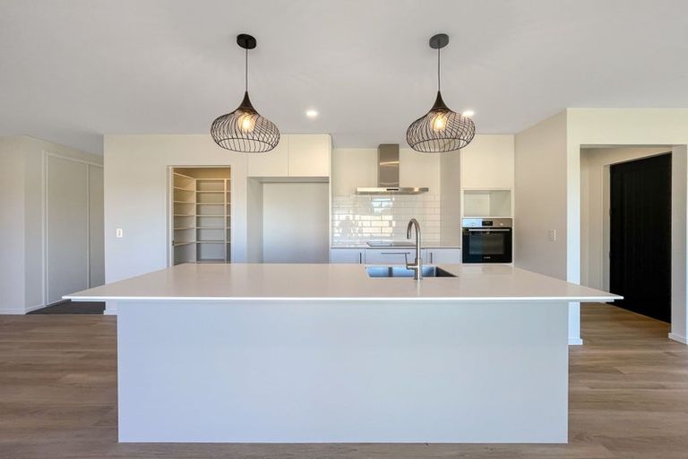Photo of property in 41 Comer Street, Halswell, Christchurch, 8025