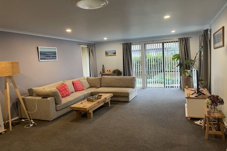 Photo of property in 11 Reefton Place, Papamoa Beach, Papamoa, 3118