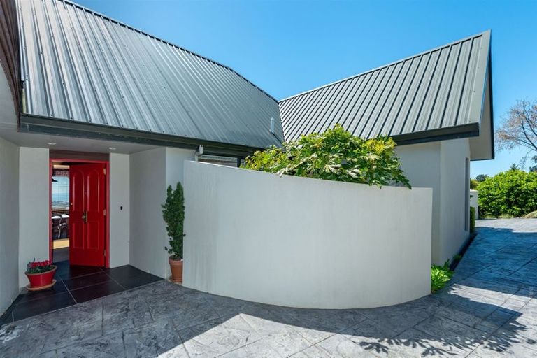 Photo of property in 6 Kaikoura View, Mount Pleasant, Christchurch, 8081