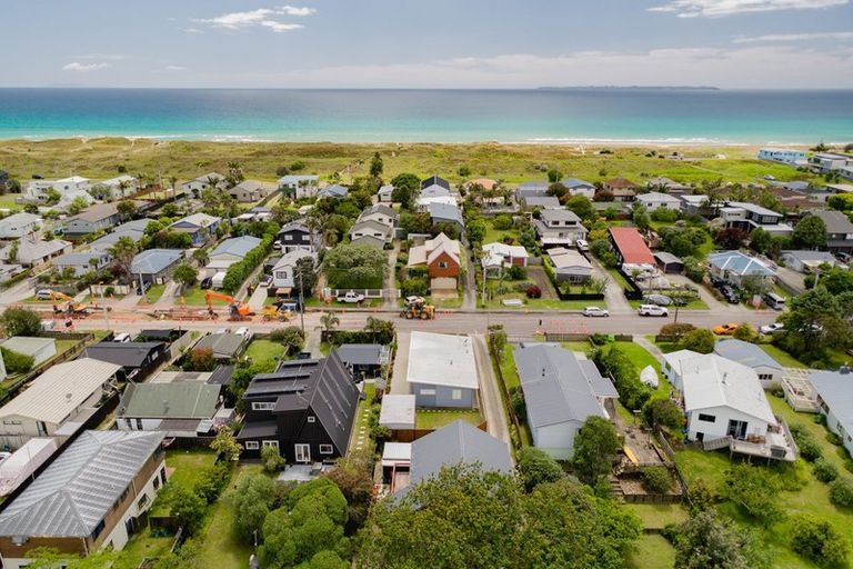 Photo of property in 100a Simpson Road, Papamoa Beach, Papamoa, 3118