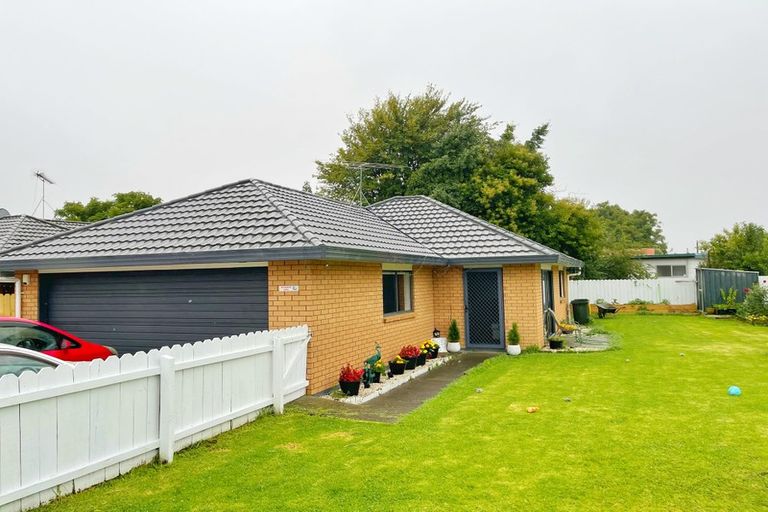 Photo of property in 14c Princess Street, Takanini, 2112