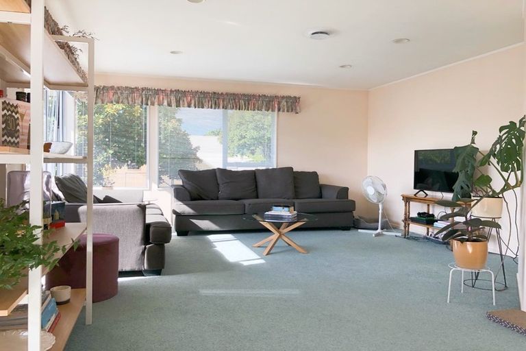 Photo of property in 20 Harvest Drive, Henderson, Auckland, 0612