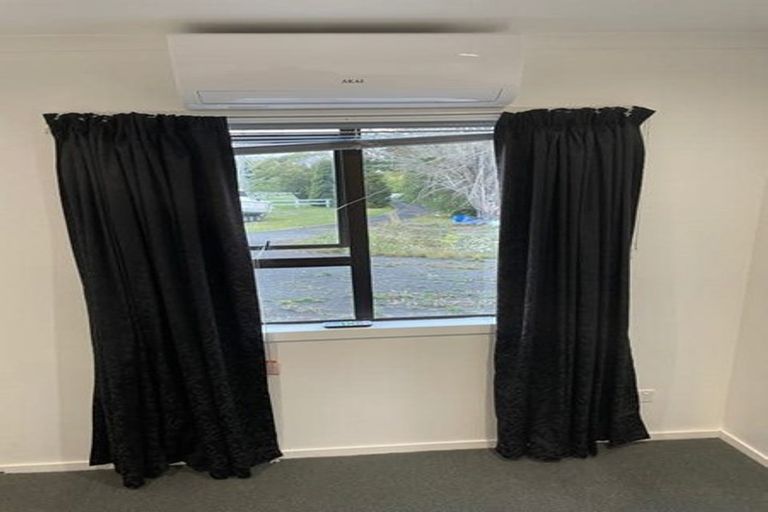 Photo of property in 52 Stratford Road, Manurewa, Auckland, 2105