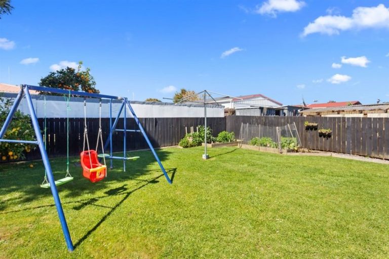 Photo of property in 43 Awatapu Drive, Whakatane, 3120