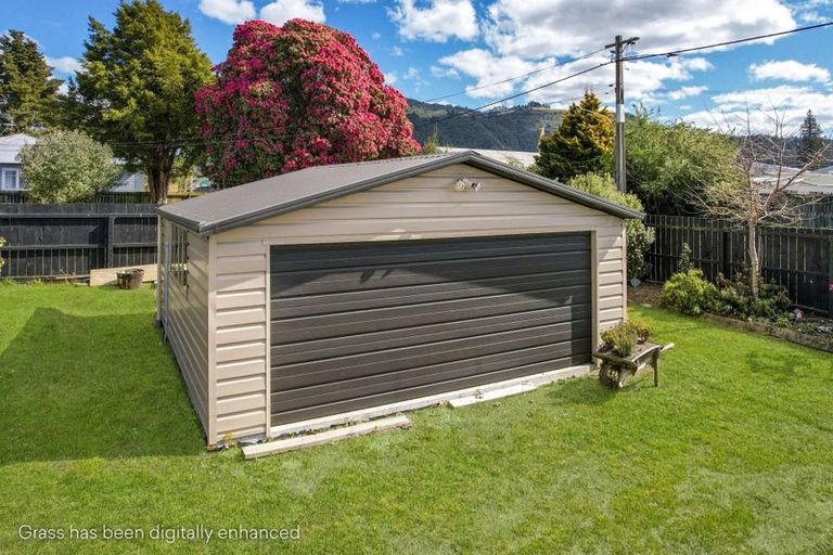 Photo of property in 14 Victory Road, Fairy Springs, Rotorua, 3015