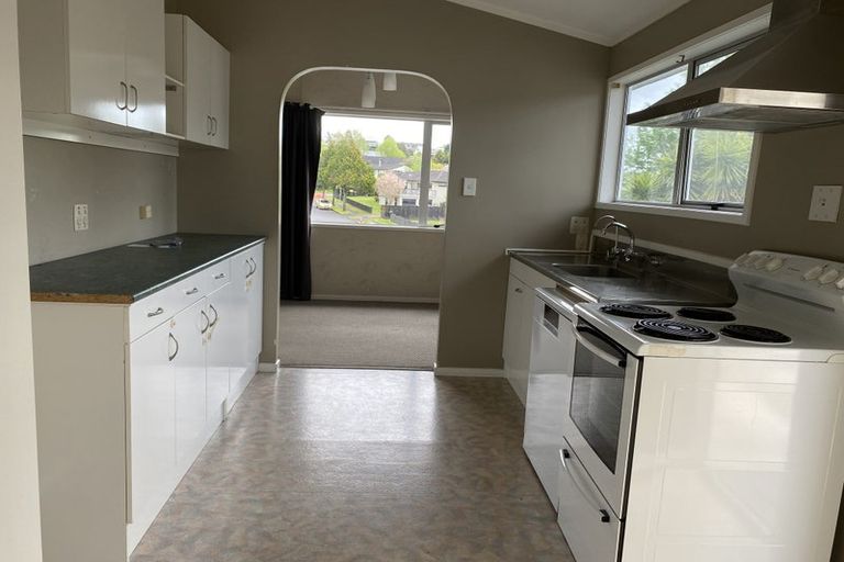 Photo of property in 15 Matipo Crescent, Pukete, Hamilton, 3200