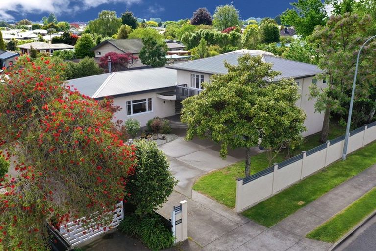 Photo of property in 1021 Duke Street, Mahora, Hastings, 4120