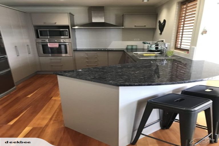 Photo of property in 27/4u Seaview Road, Paraparaumu Beach, Paraparaumu, 5032