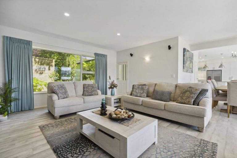 Photo of property in 85 Paremata Road, Paremata, Porirua, 5024