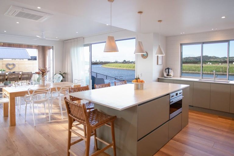 Photo of property in 16 Ngaroma Crescent, Whitianga, 3510