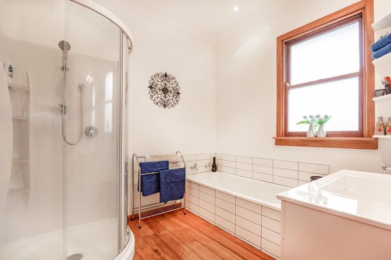 Photo of property in 102 Charlotte Crescent, Mayfair, Hastings, 4122