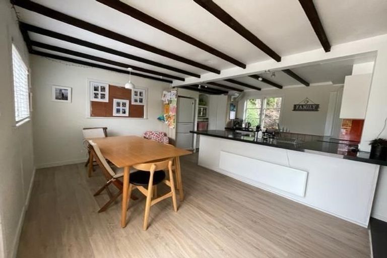 Photo of property in 38 Hythe Terrace, Mairangi Bay, Auckland, 0630