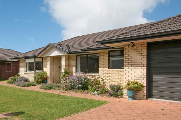 Photo of property in 43 Malta Crescent, Katikati, 3129