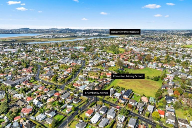 Photo of property in 57 Amberley Avenue, Te Atatu South, Auckland, 0610
