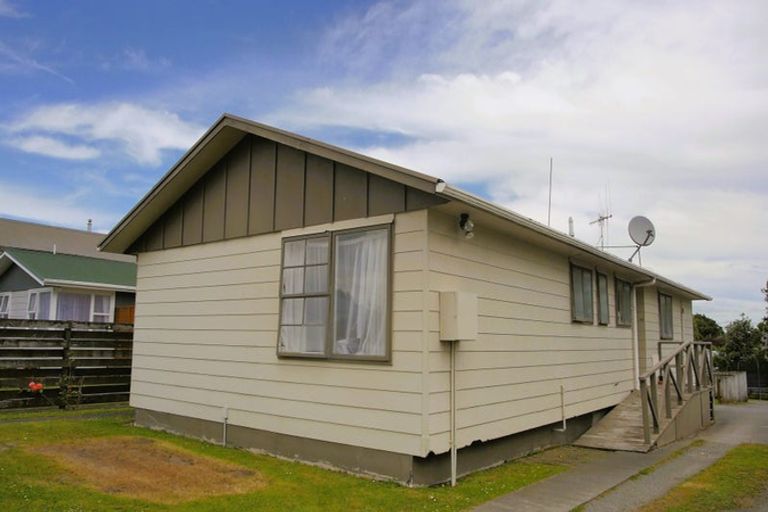 Photo of property in 15 Russell Street, Marton, 4710