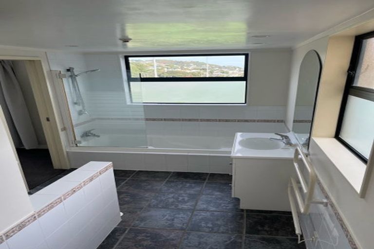 Photo of property in 568e Adelaide Road, Berhampore, Wellington, 6023