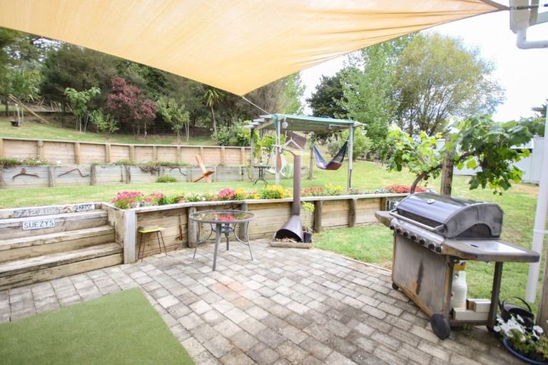 Photo of property in 4 Paparoa Station Road, Paparoa, 0571