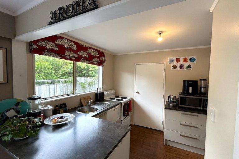 Photo of property in 41b Hicks Close, Whitby, Porirua, 5024