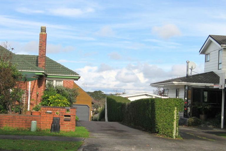 Photo of property in 36b Bradbury Road, Botany Downs, Auckland, 2010