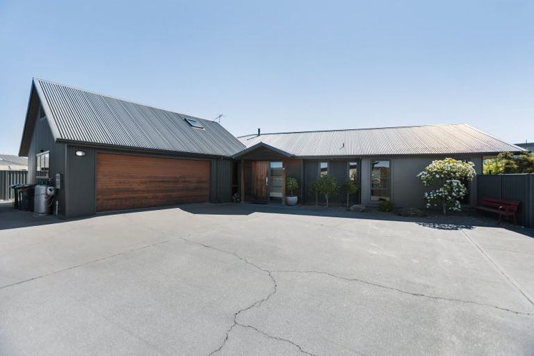 Photo of property in 22 Larch Crescent, Alexandra, 9320