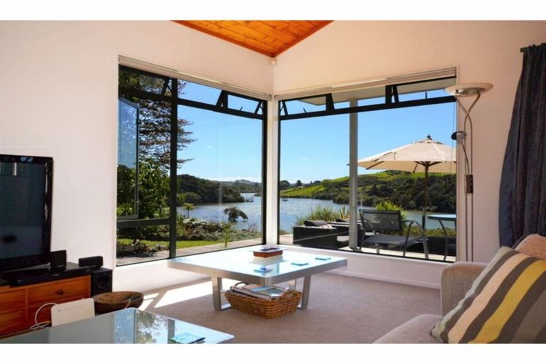 Photo of property in 51 Mission Road, Kerikeri, 0230