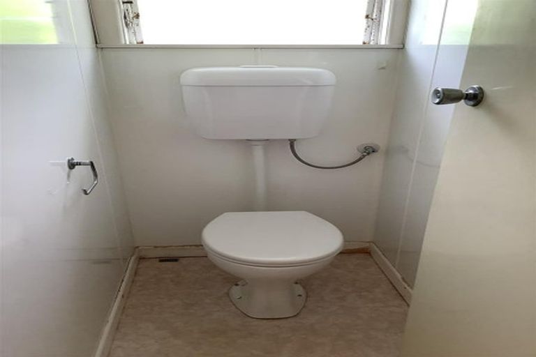 Photo of property in 3 Vienna Place, Birkenhead, Auckland, 0626