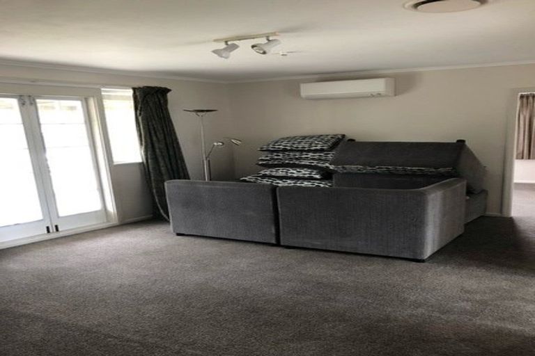 Photo of property in 8 Elizabeth Street, Papakura, 2110