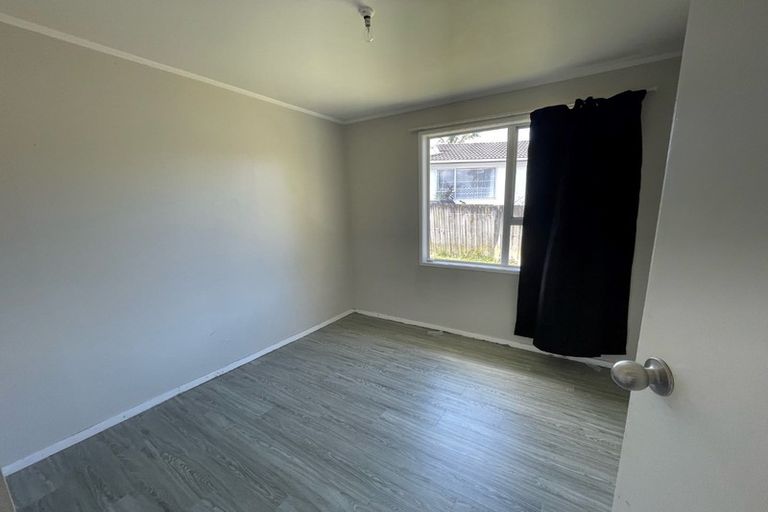 Photo of property in 368 Roscommon Road, Clendon Park, Auckland, 2103