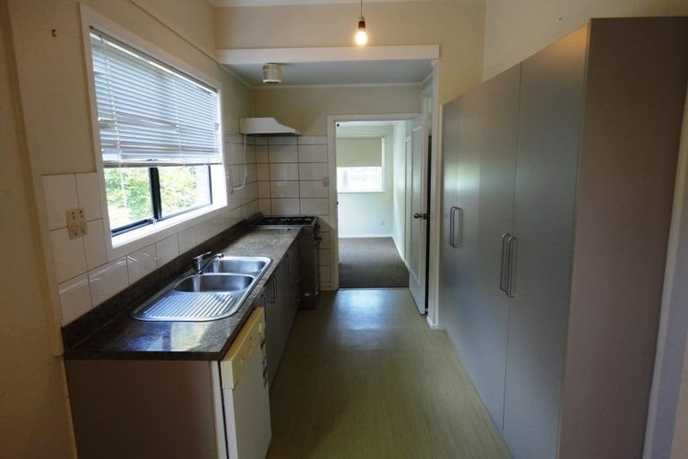 Photo of property in 1 Momona Road, Greenlane, Auckland, 1051