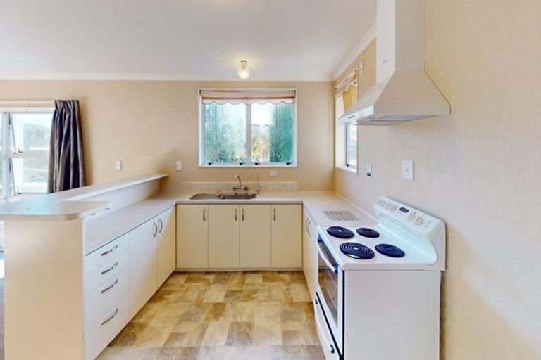 Photo of property in 1 Wanganui Road, Marton, 4710