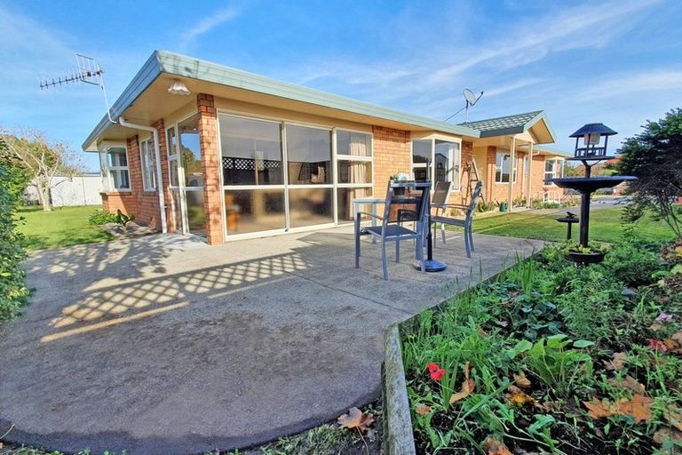 Photo of property in 5a Carthew Street, Feilding, 4702