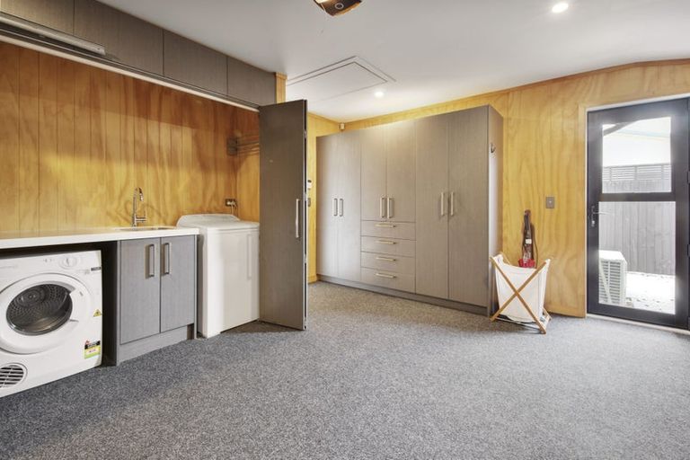 Photo of property in 90a Poulson Street, Addington, Christchurch, 8024