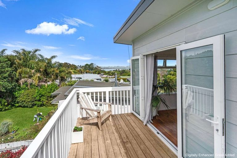 Photo of property in 8 James Mcleod Road, Shelly Beach, Helensville, 0874