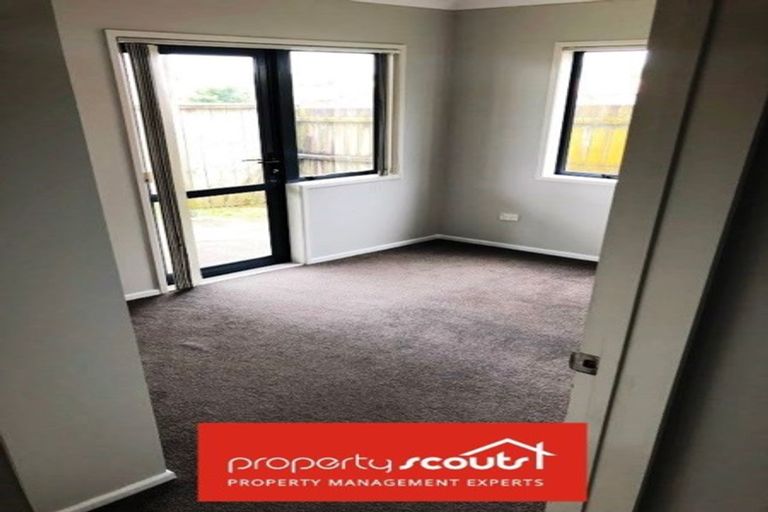 Photo of property in 9 Pooks Road, Ranui, Auckland, 0612