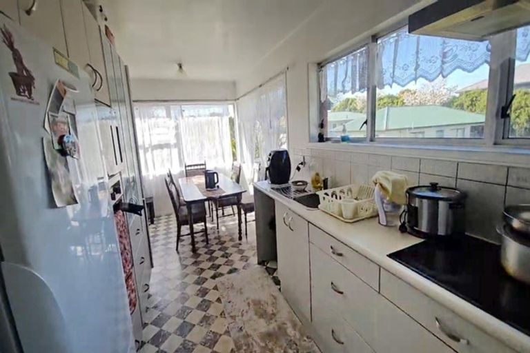 Photo of property in 130a Browns Road, Manurewa, Auckland, 2102