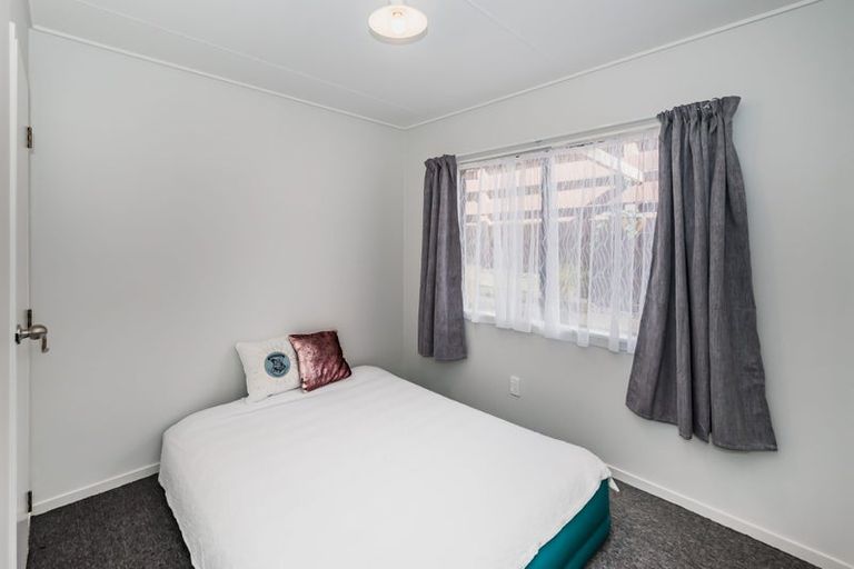 Photo of property in 60a Aorangi Road, Paraparaumu, 5032