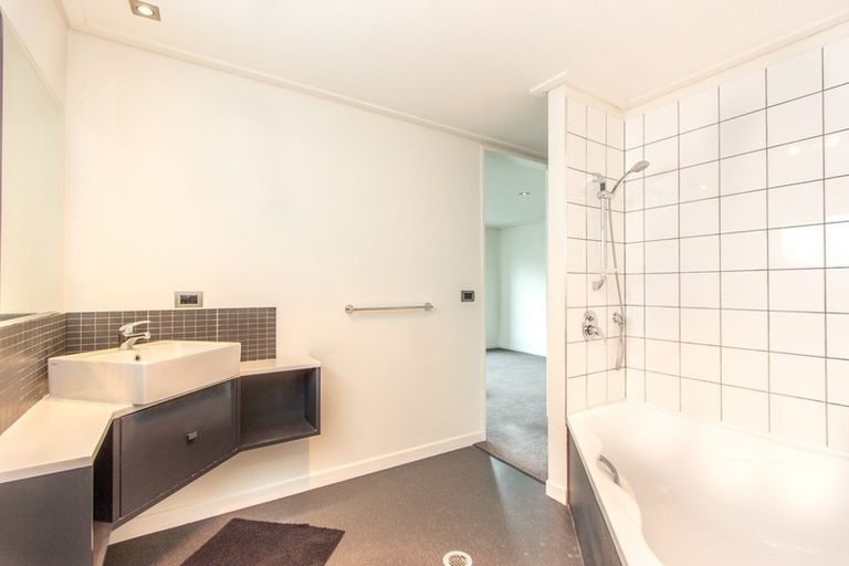 Photo of property in 11 Larch Street, Victoria, Rotorua, 3010