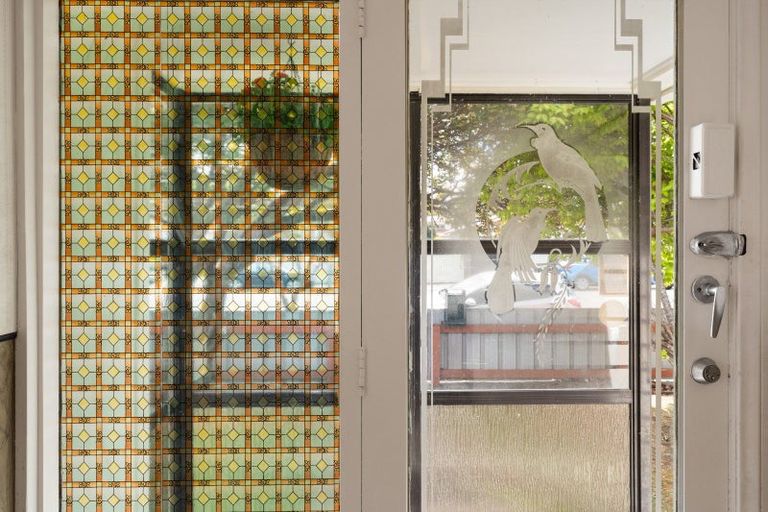 Photo of property in 4 Roxburgh Grove, Petone, Lower Hutt, 5012